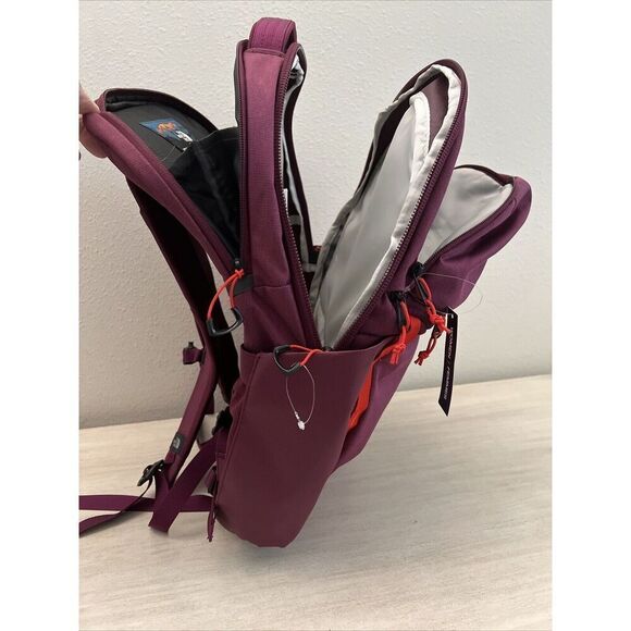 The North Face Surge Laptop Backpack Boysenberry/Fiery Red 31L Large NEW - Picture 6 of 16